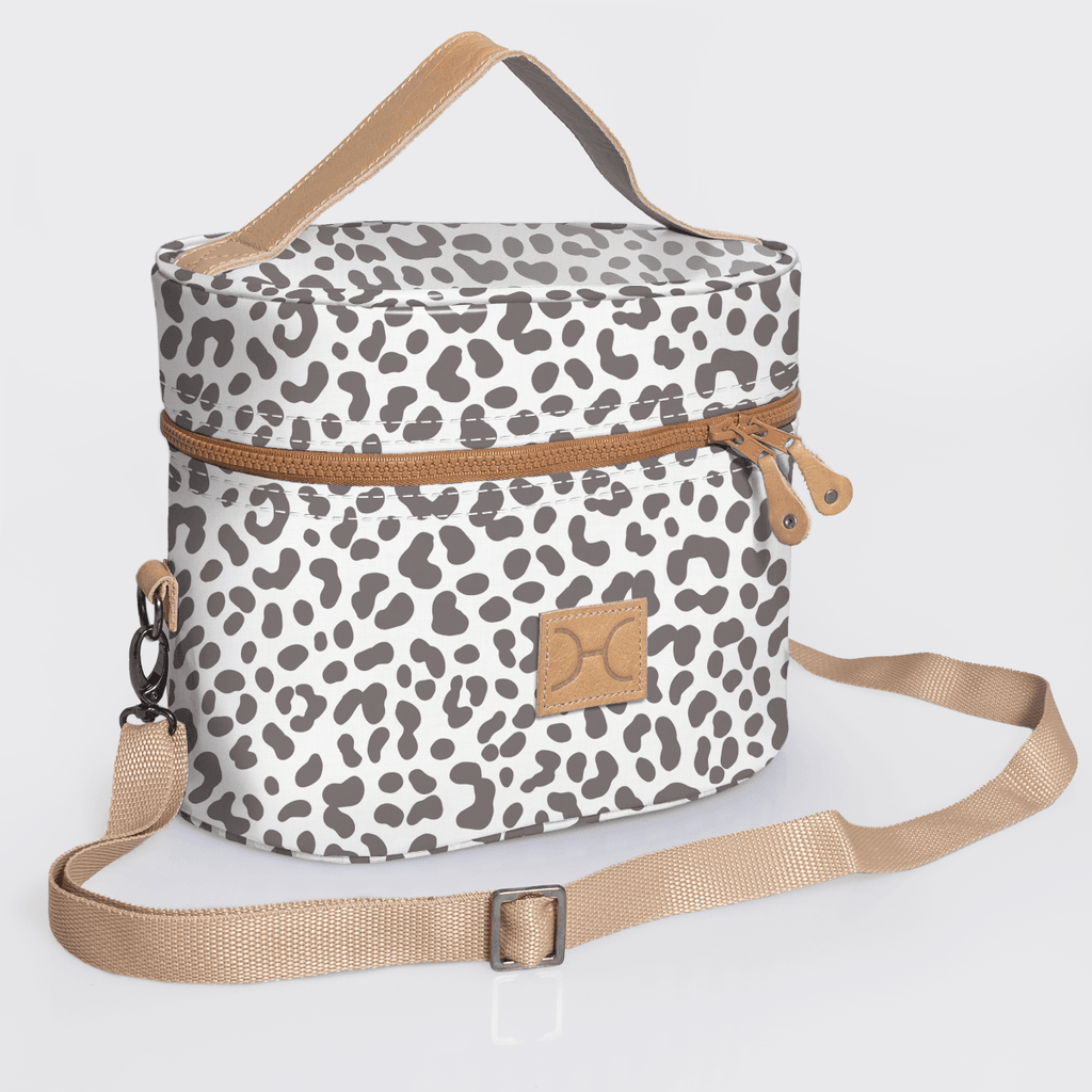 Thandana Laminated Fabric Bougie Vanity Bag | Beige - KaryKase