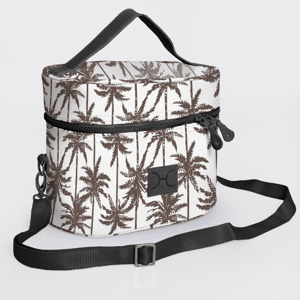 Thandana Laminated Fabric Bougie Vanity Bag | Black - KaryKase