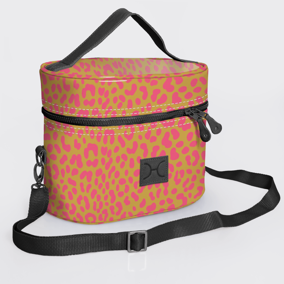 Thandana Laminated Fabric Bougie Vanity Bag | Black - KaryKase