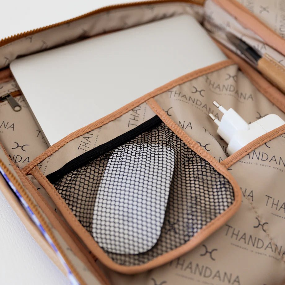 Thandana Laminated Fabric Essential Laptop Bag 15" - KaryKase