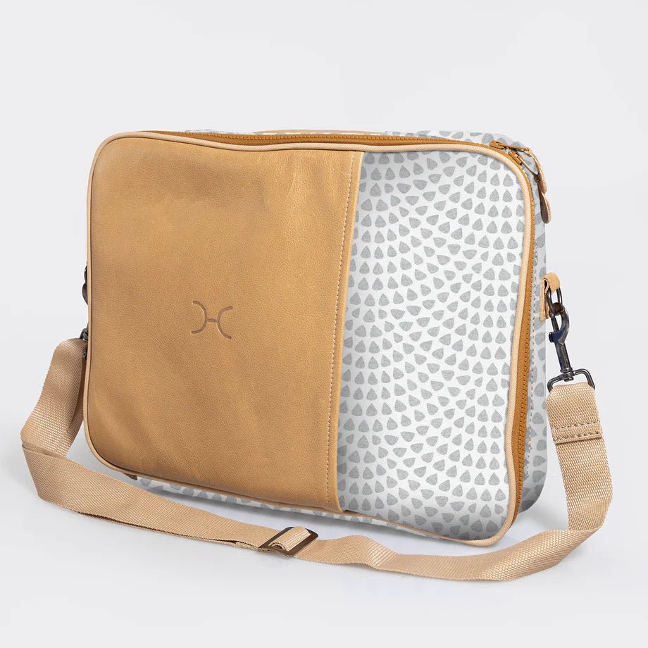 Thandana Laminated Fabric Essential Laptop Bag 15" - KaryKase