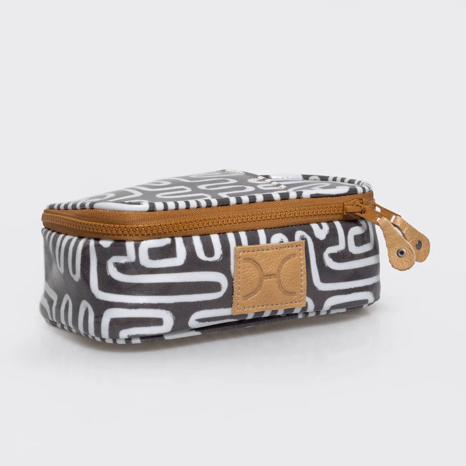 Thandana Laminated Fabric Medium Mod Case - KaryKase
