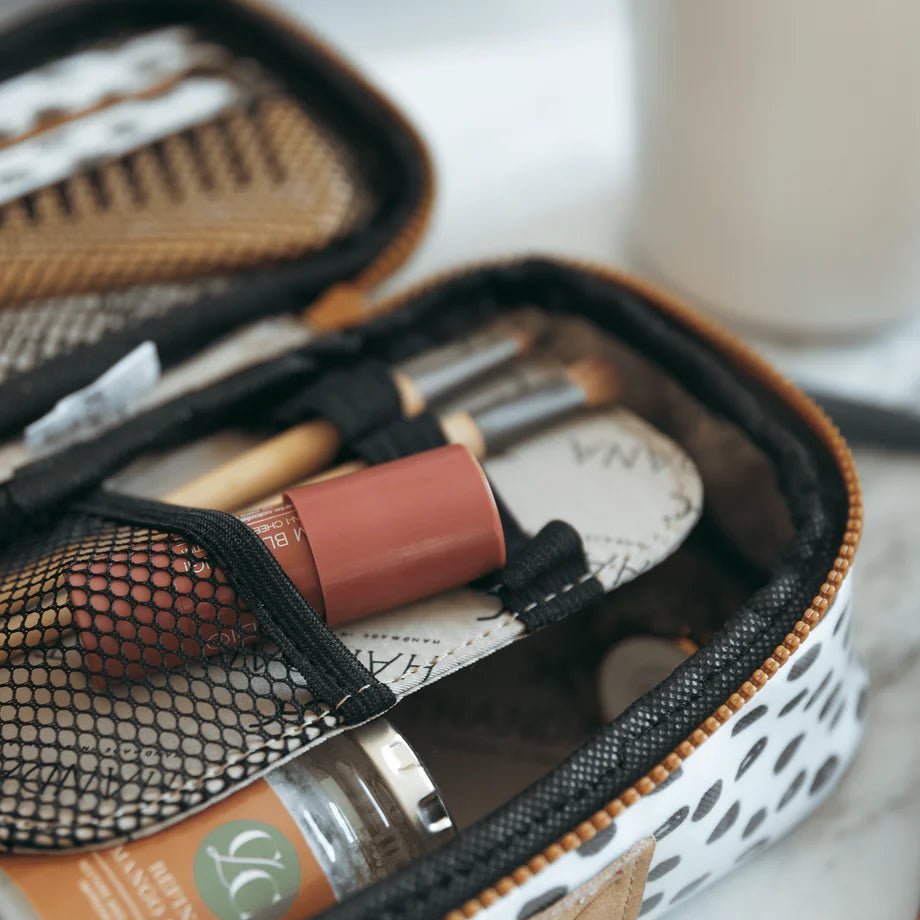 Thandana Laminated Fabric Medium Mod Case - KaryKase