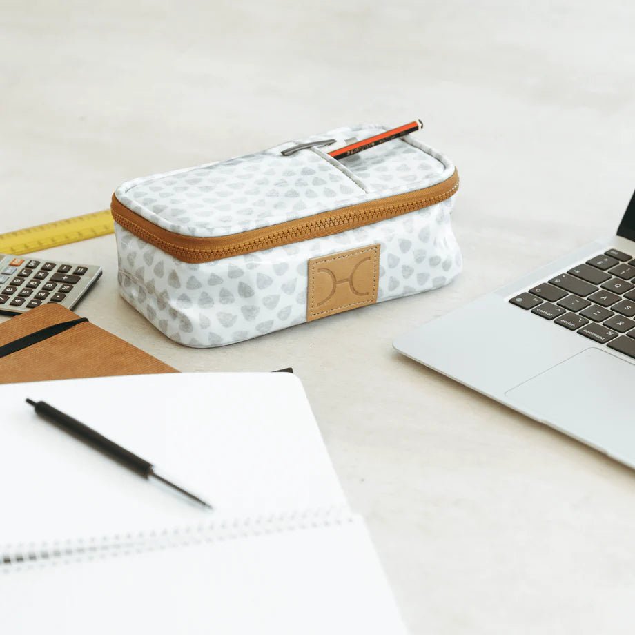 Thandana Laminated Fabric Medium Mod Case - KaryKase