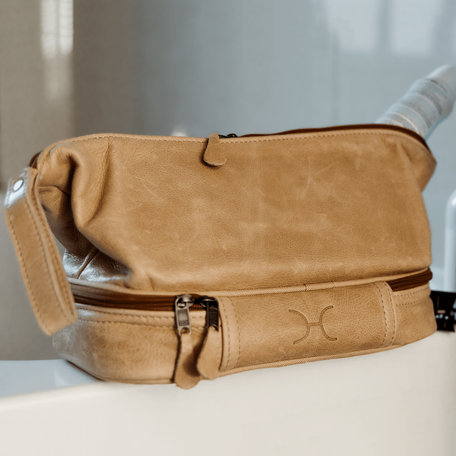 Thandana Unisex Leather Wash Bag - KaryKase