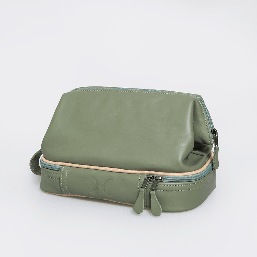 Thandana Unisex Leather Wash Bag - KaryKase