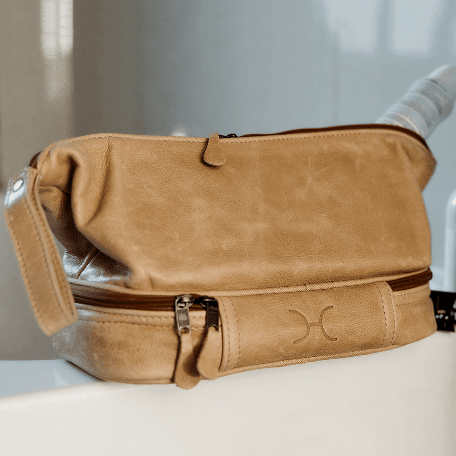 Thandana Unisex Leather Wash Bag - KaryKase