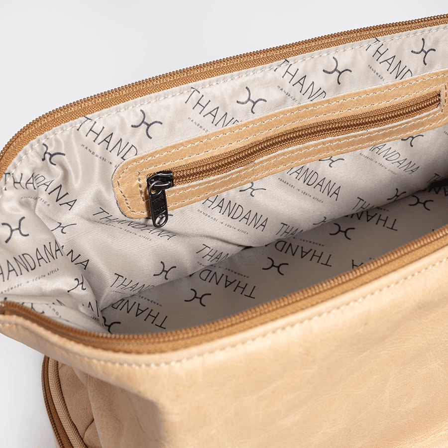 Thandana Unisex Leather Wash Bag - KaryKase