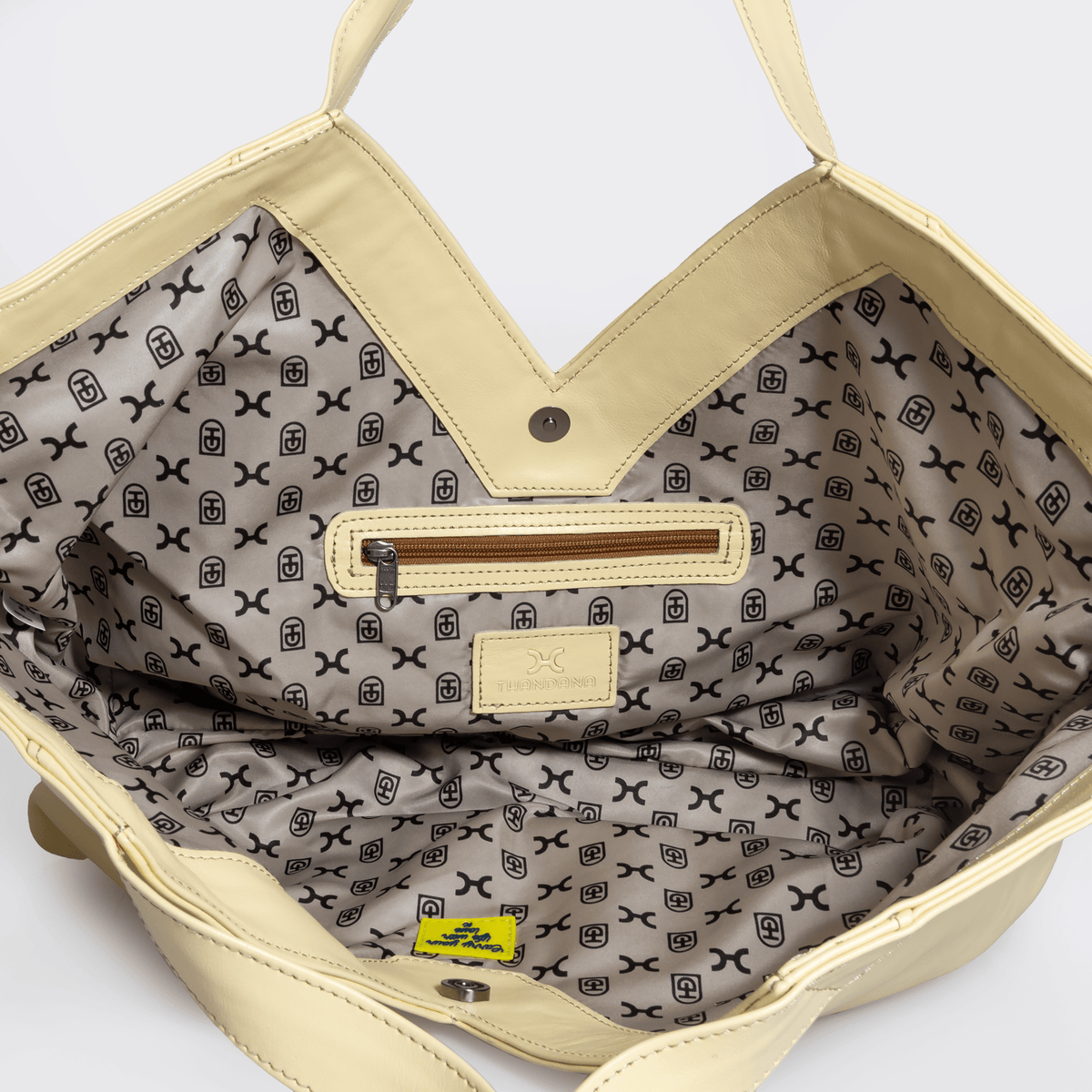 Thandana Willow Leather Handbag - KaryKase