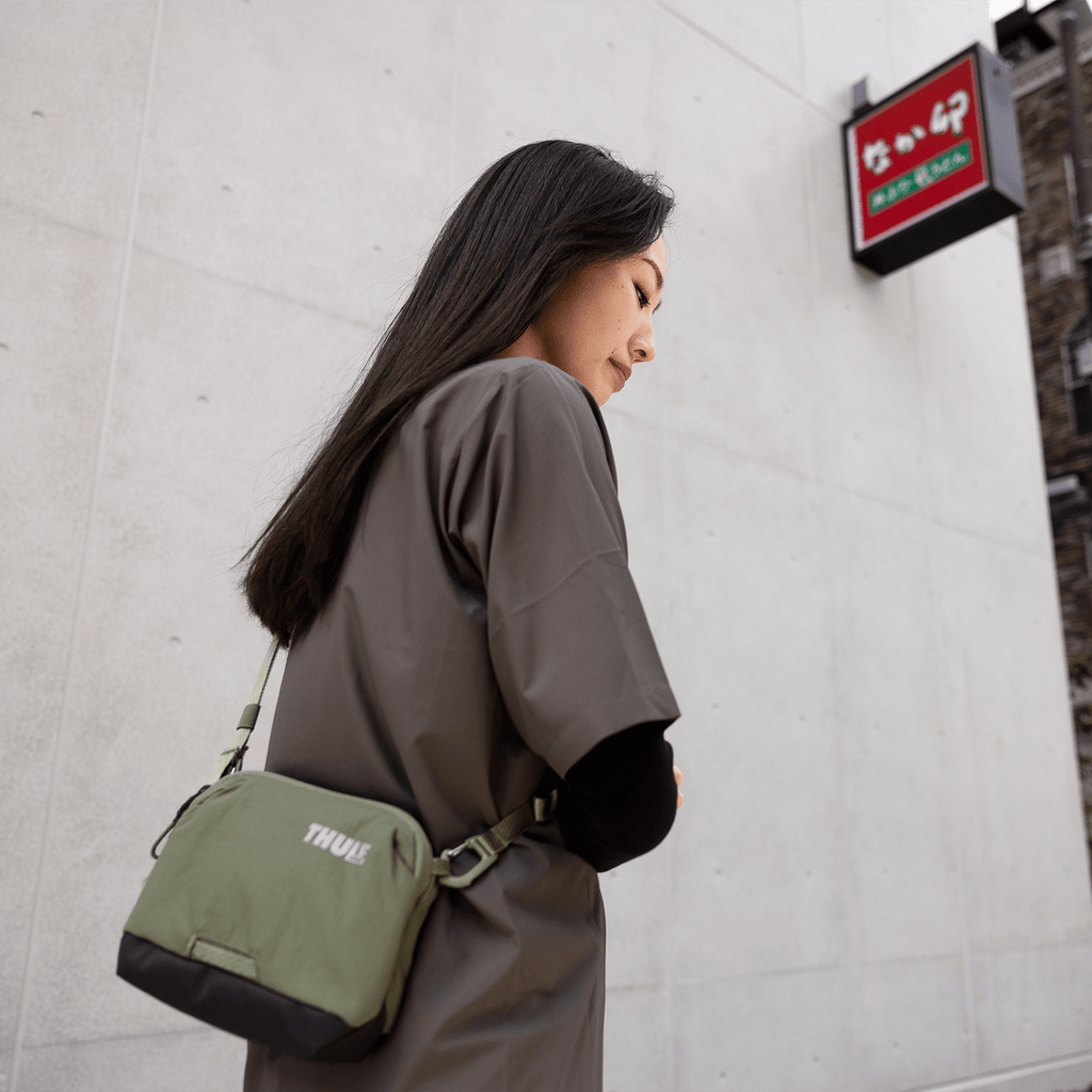Thule Paramount Crossbody Bag 2L - KaryKase