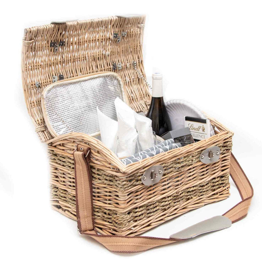Yuppie Gift Baskets Classic Picnic Basket - KaryKase