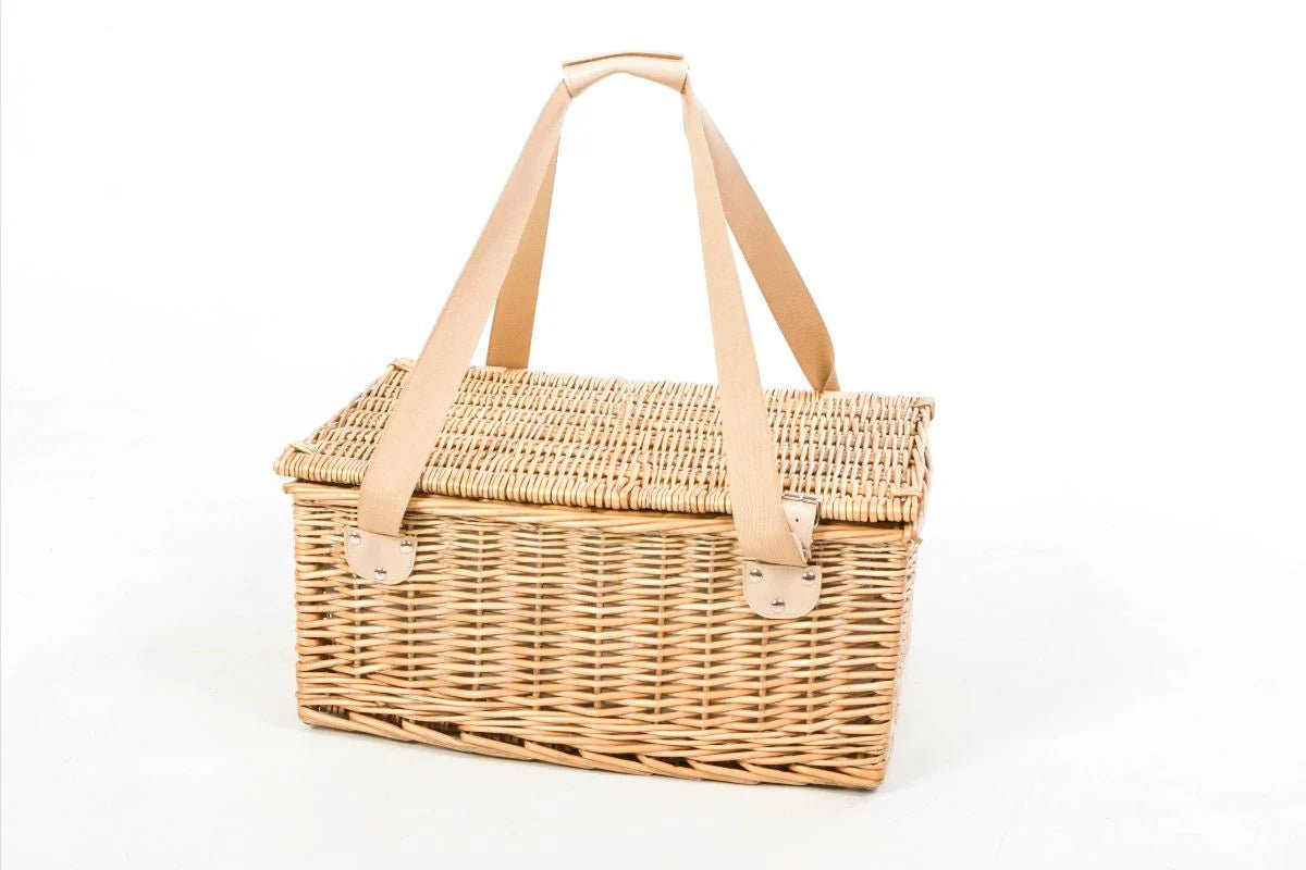 Yuppie Gift Baskets Sahara Picnic Basket (6 Persons) - KaryKase