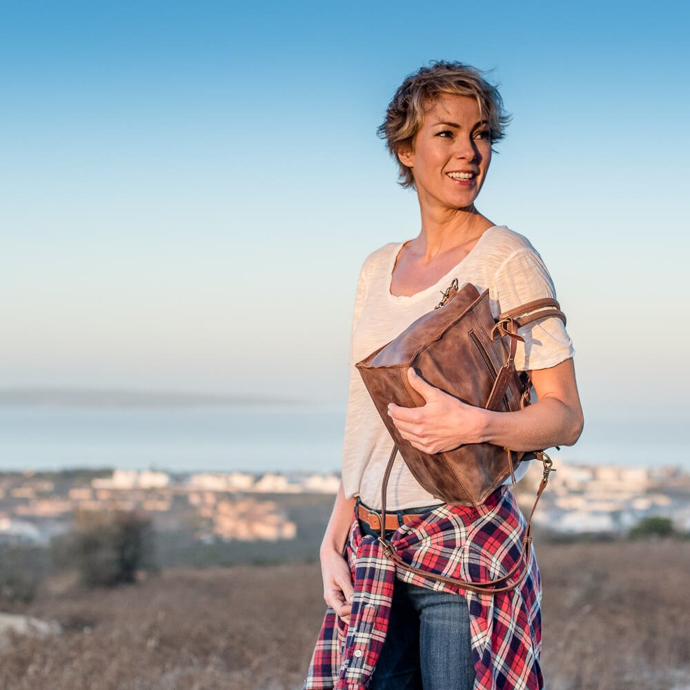 Zemp Bastille Grab and Go Handbag | Waxy Tan - KaryKase