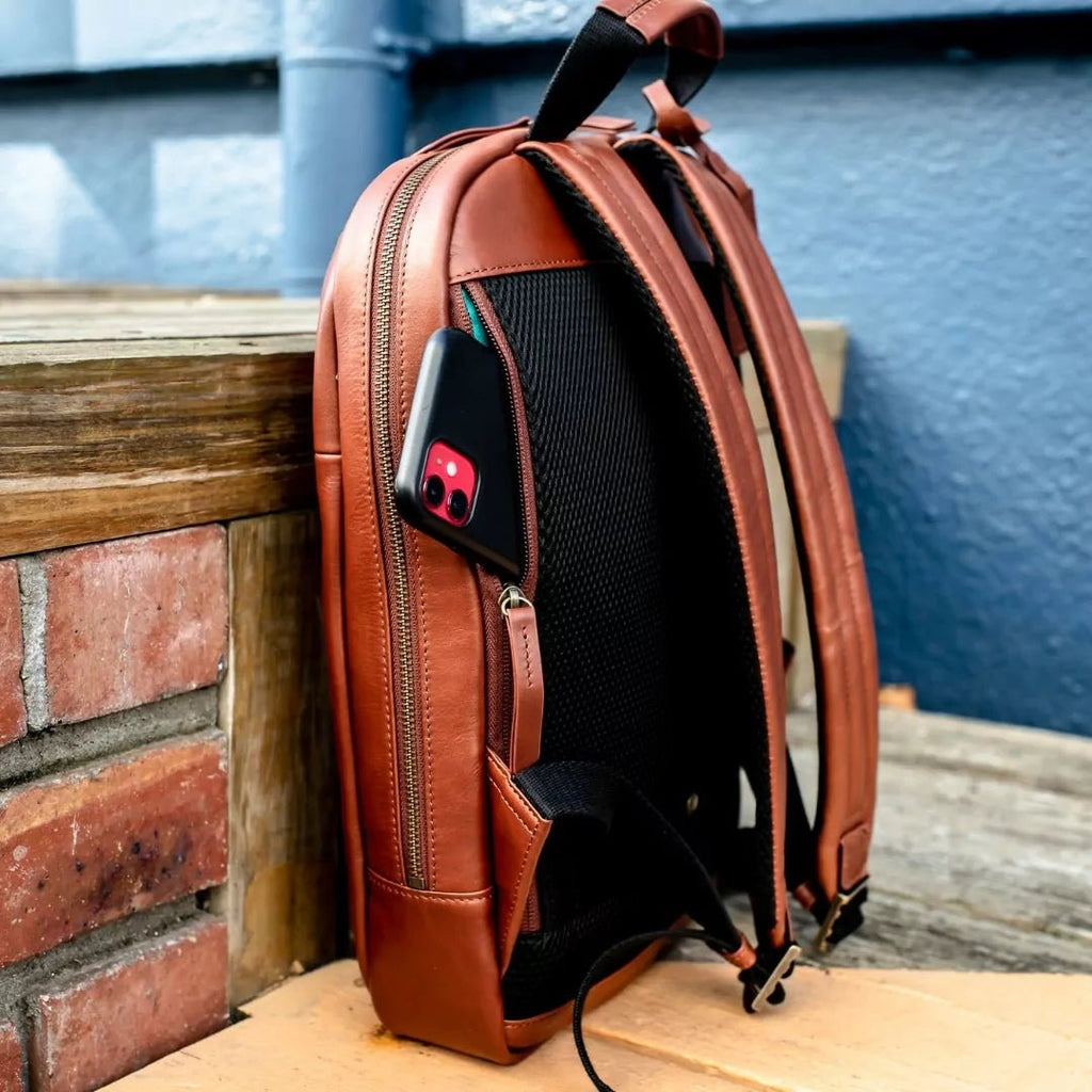 Zemp Charles Leather Backpack (L) | Waxy Caramel - KaryKase