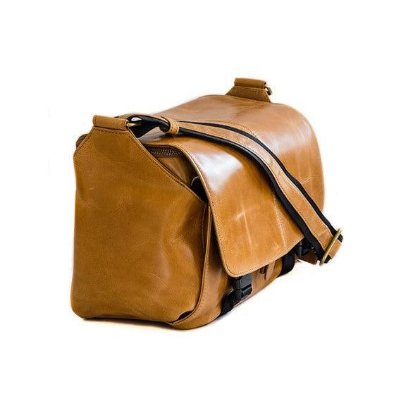 Zemp Discovery Camera Bag | Waxy Tan - KaryKase